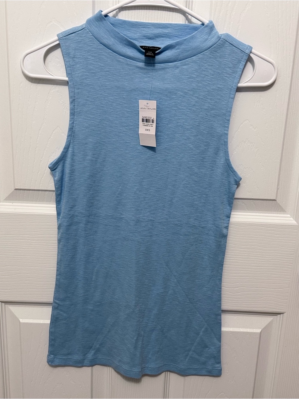 🩵 NWT Ann Taylor Mock Neck Sleeveless Top XXS Blue